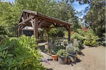 20005 SW Farmington Rd, Beaverton, OR 97007 - Photo 25