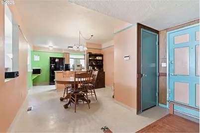 20005 SW Farmington Rd, Beaverton, OR 97007 - Photo 5