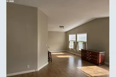 141 River Ridge Ave, Roseburg, OR 97471 - Photo 3