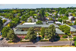 2025 SE Caruthers St, Portland, OR 97214 - Photo 21