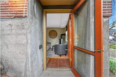 2025 SE Caruthers St #24, Portland, OR 97214 - Photo 1