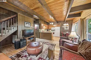 28061 E Mountain View Dr, Welches, OR 97067 - Photo 19