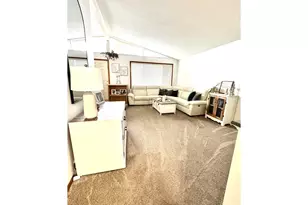 1091 Longridge Dr, Springfield, OR 97478 - Photo 3