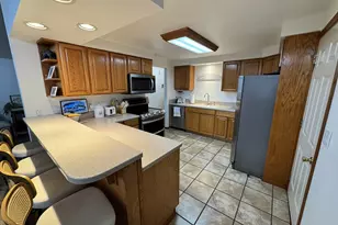 1091 Longridge Dr, Springfield, OR 97478 - Photo 5