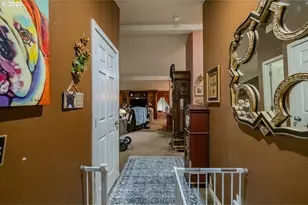 5323 Olympic Cir, Eugene, OR 97402 - Photo 5