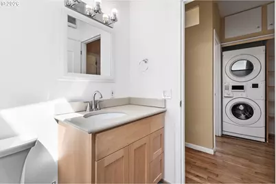 2485 Jackson St, Eugene, OR 97405 - Photo 27