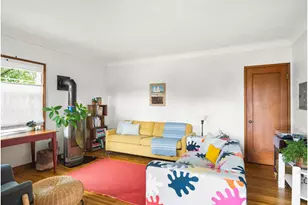 2025 SE Caruthers St, Portland, OR 97214 - Photo 7