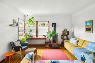 2025 SE Caruthers St, Portland, OR 97214 - Photo 5