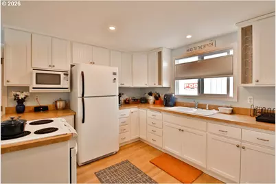 4609 Blanco St, Florence, OR 97439 - Photo 5