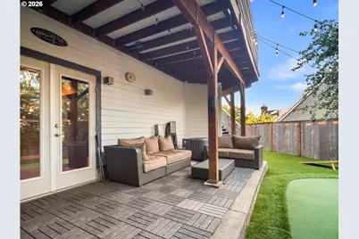 2906 Carriage Way #B, West Linn, OR 97068 - Photo 43