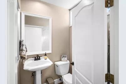 2906 Carriage Way #B, West Linn, OR 97068 - Photo 15