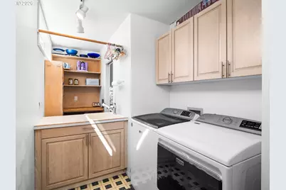 2906 Carriage Way #B, West Linn, OR 97068 - Photo 21