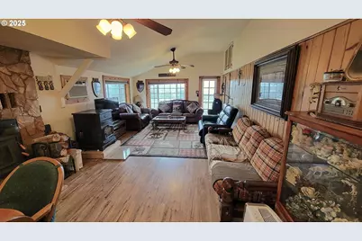 40300 Kahler Basin Rd, Spray, OR 97874 - Photo 3