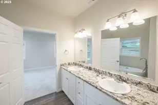 1492 Strawberry, Sweet Home, OR 97386 - Photo 31