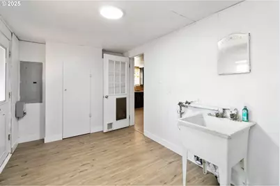 546 4th Ave SW, Castle Rock, WA 98611 - Photo 25