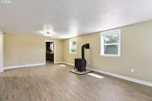 546 4th Ave SW, Castle Rock, WA 98611 - Photo 45