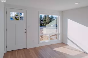 4815 SW Dickinson St, Portland, OR 97219 - Photo 9