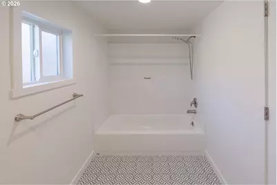 4815 SW Dickinson St, Portland, OR 97219 - Photo 23