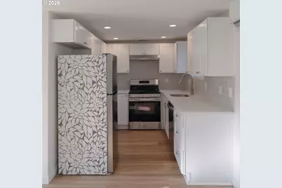 4815 SW Dickinson St, Portland, OR 97219 - Photo 7