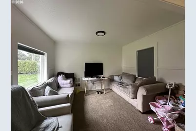 207 W Humphrey St, Yacolt, WA 98675 - Photo 5