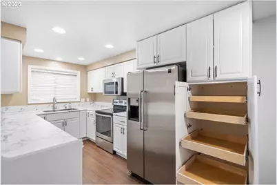 5301 Plomondon St #E18, Vancouver, WA 98661 - Photo 7