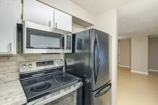 47 Eagle Crest Dr, Lake Oswego, OR 97035 - Photo 15