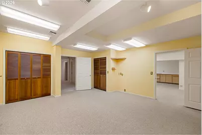 2323 W 28th Ave, Eugene, OR 97405 - Photo 45