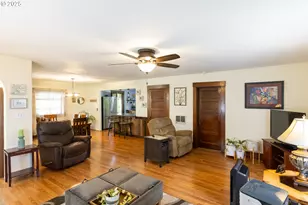 2442 Kingsley Rd, Hood River, OR 97031 - Photo 13