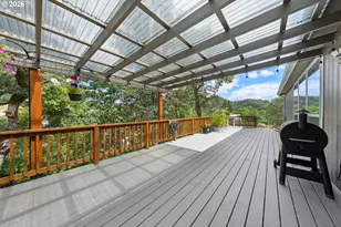 4458 Shoestring Rd, Riddle, OR 97469 - Photo 5