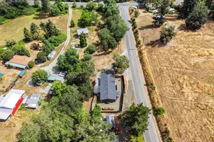 4458 Shoestring Rd, Riddle, OR 97469 - Photo 33
