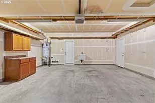 5475 Charles Way, Eugene, OR 97402 - Photo 47