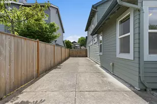 5475 Charles Way, Eugene, OR 97402 - Photo 43