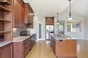 5475 Charles Way, Eugene, OR 97402 - Photo 21