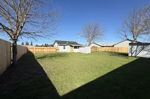 1386 Airway Ave, Sutherlin, OR 97479 - Photo 29