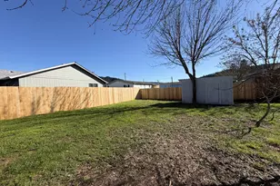 1386 Airway Ave, Sutherlin, OR 97479 - Photo 23