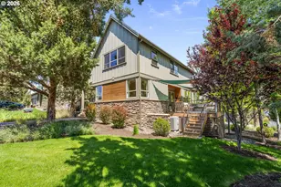 224 Volunteer Park Ln, Redmond, OR 97756 - Photo 1