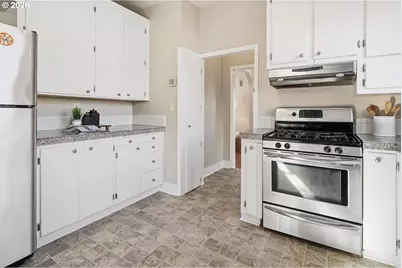 7614 SE Taylor St, Portland, OR 97215 - Photo 17