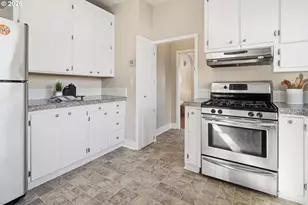 7614 SE Taylor St, Portland, OR 97215 - Photo 17