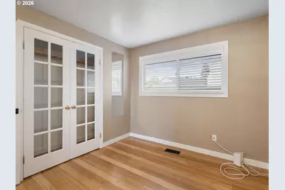 1320 NE 17th St, Gresham, OR 97030 - Photo 31