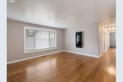 1320 NE 17th St, Gresham, OR 97030 - Photo 15