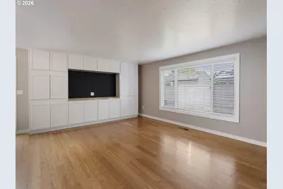 1320 NE 17th St, Gresham, OR 97030 - Photo 11