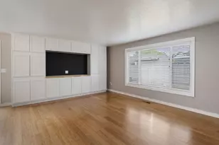 1320 NE 17th St, Gresham, OR 97030 - Photo 11