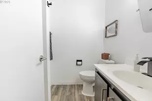 6745 SW Scholls Ferry Rd, Beaverton, OR 97008 - Photo 15