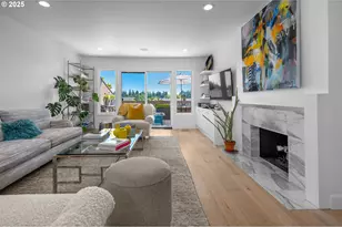 40 Condolea Ct, Lake Oswego, OR 97035 - Photo 3