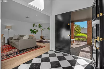 40 Condolea Ct, Lake Oswego, OR 97035 - Photo 15