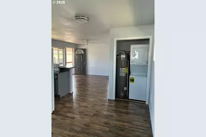 130 N 7th St, Lakeside, OR 97449 - Photo 19