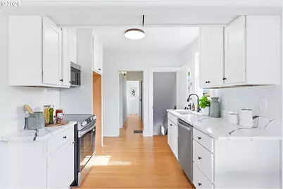 1006 NE 72nd Ave, Portland, OR 97213 - Photo 7