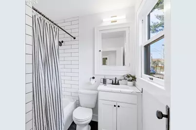 1006 NE 72nd Ave, Portland, OR 97213 - Photo 11