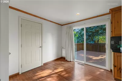 4835 Bonnet Dr, West Linn, OR 97068 - Photo 15