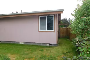 1100 NW Warrenton Dr, Warrenton, OR 97146 - Photo 3
